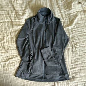 Active Long Sleeve Jacket!